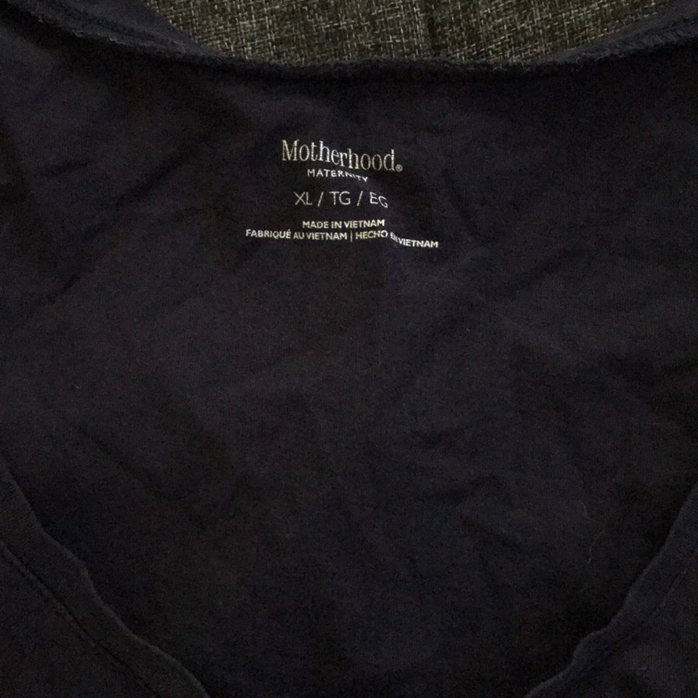 Motherhood Maternity XL Navy Tank